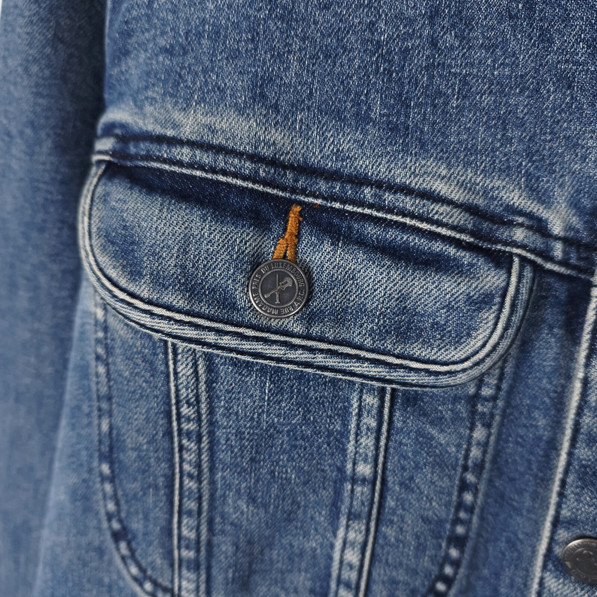 A.P.C. PARIS Men's Washed Blue Denim Jacket