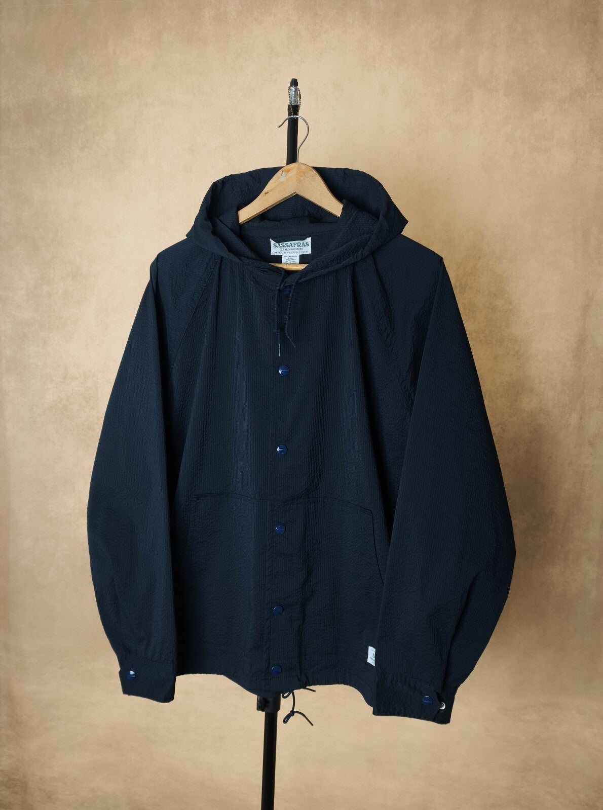 SASSAFRAS Men's Made in Japan Navy Blue Seersucker Bud Breaker Jacket