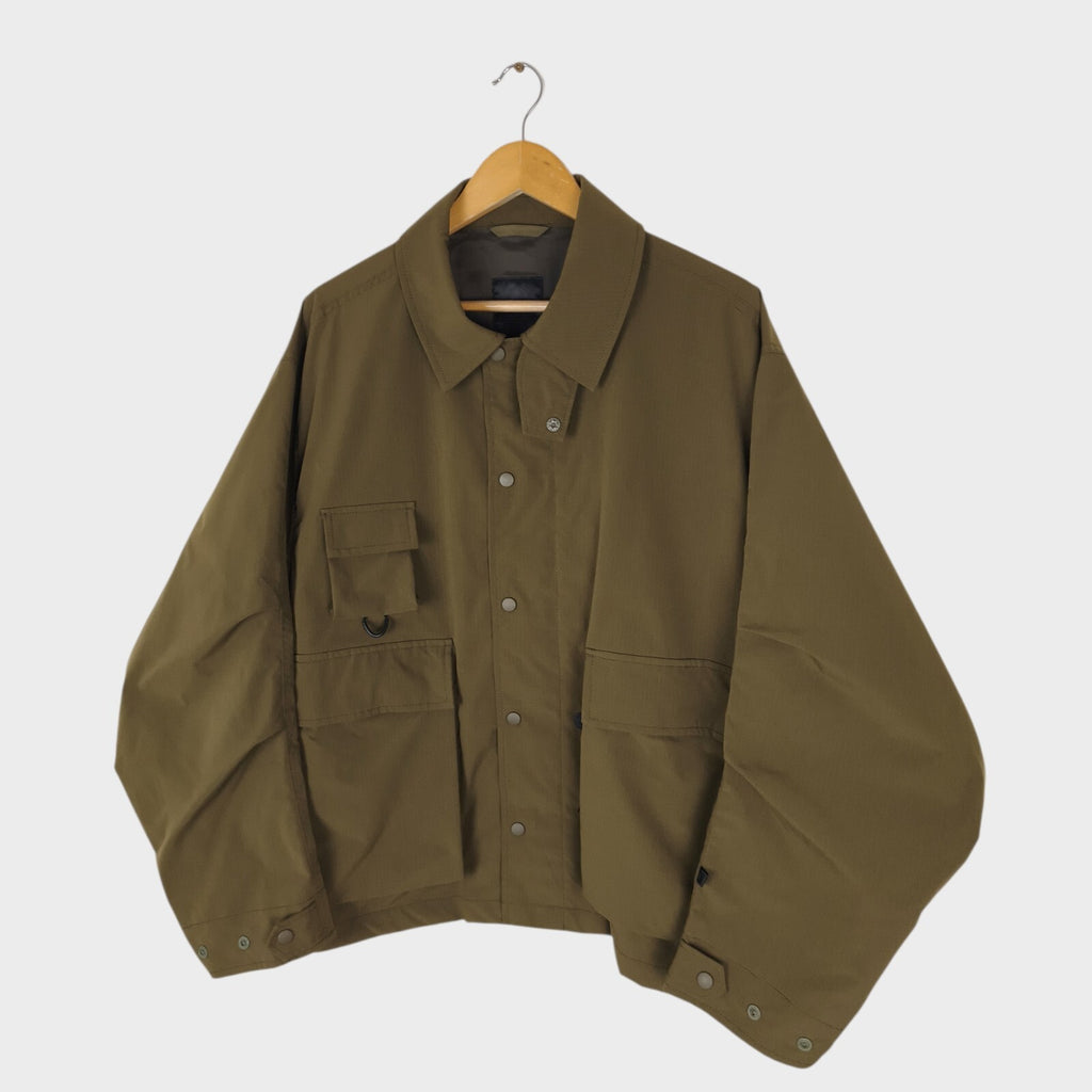 DAIWA PIER39 x L'ÉCHOPPE Men's Olive Green Oversized Fit Ex Short Jacket