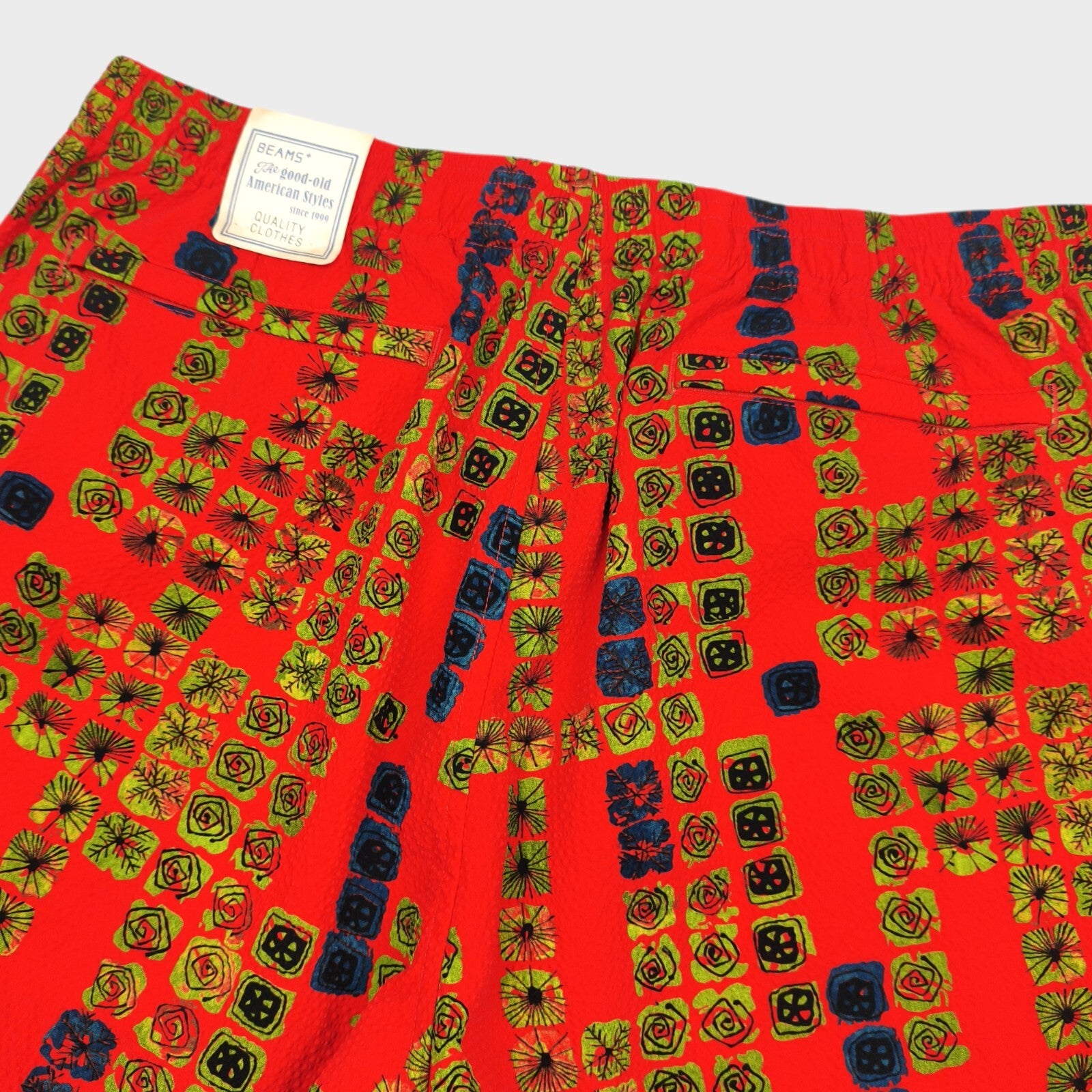 BEAMS PLUS Men's Red Komatsu Seersucker Floral Print Shorts