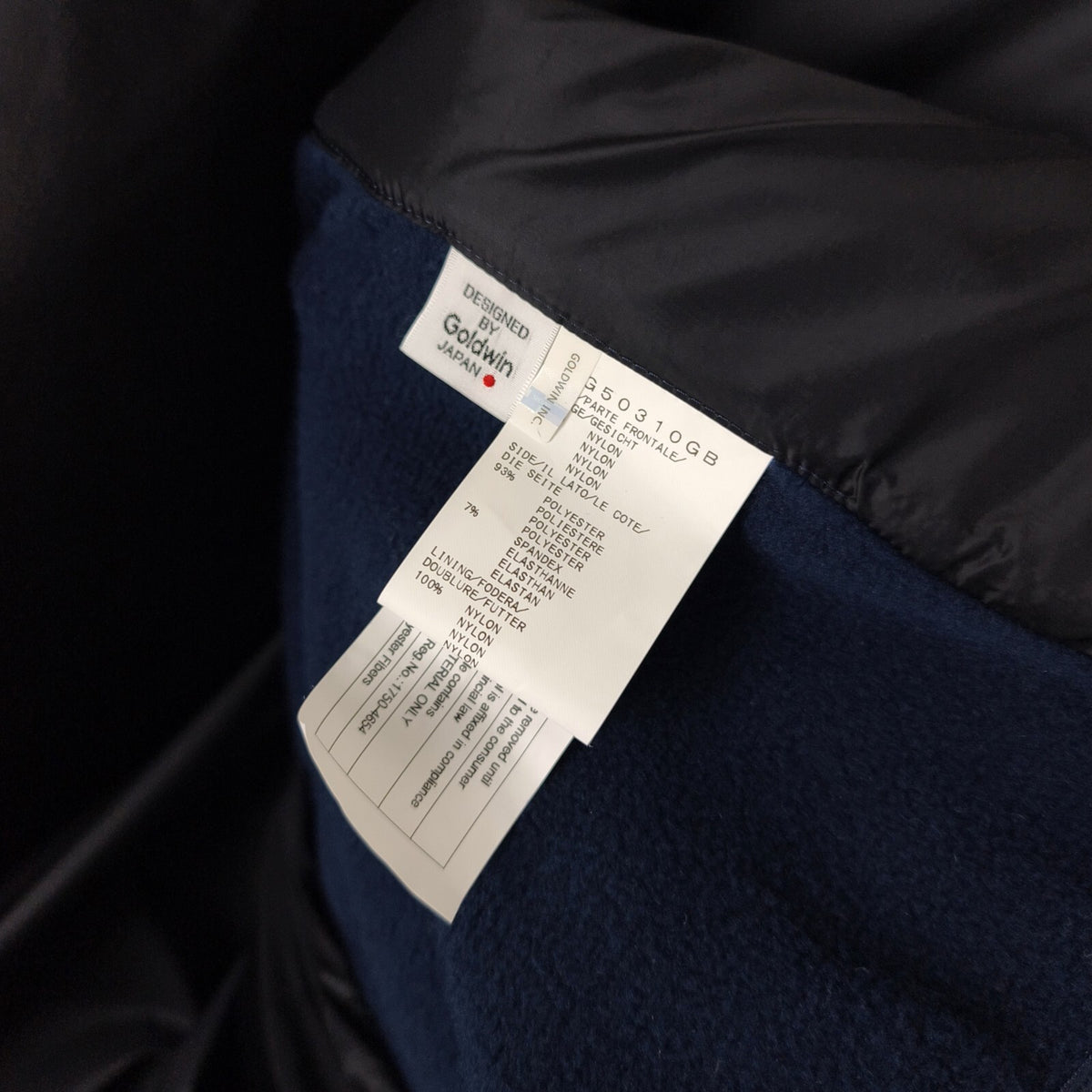 GOLDWIN Men's Navy Blue Made in Japan GB Snowsport Hybrid MIddle Jacket