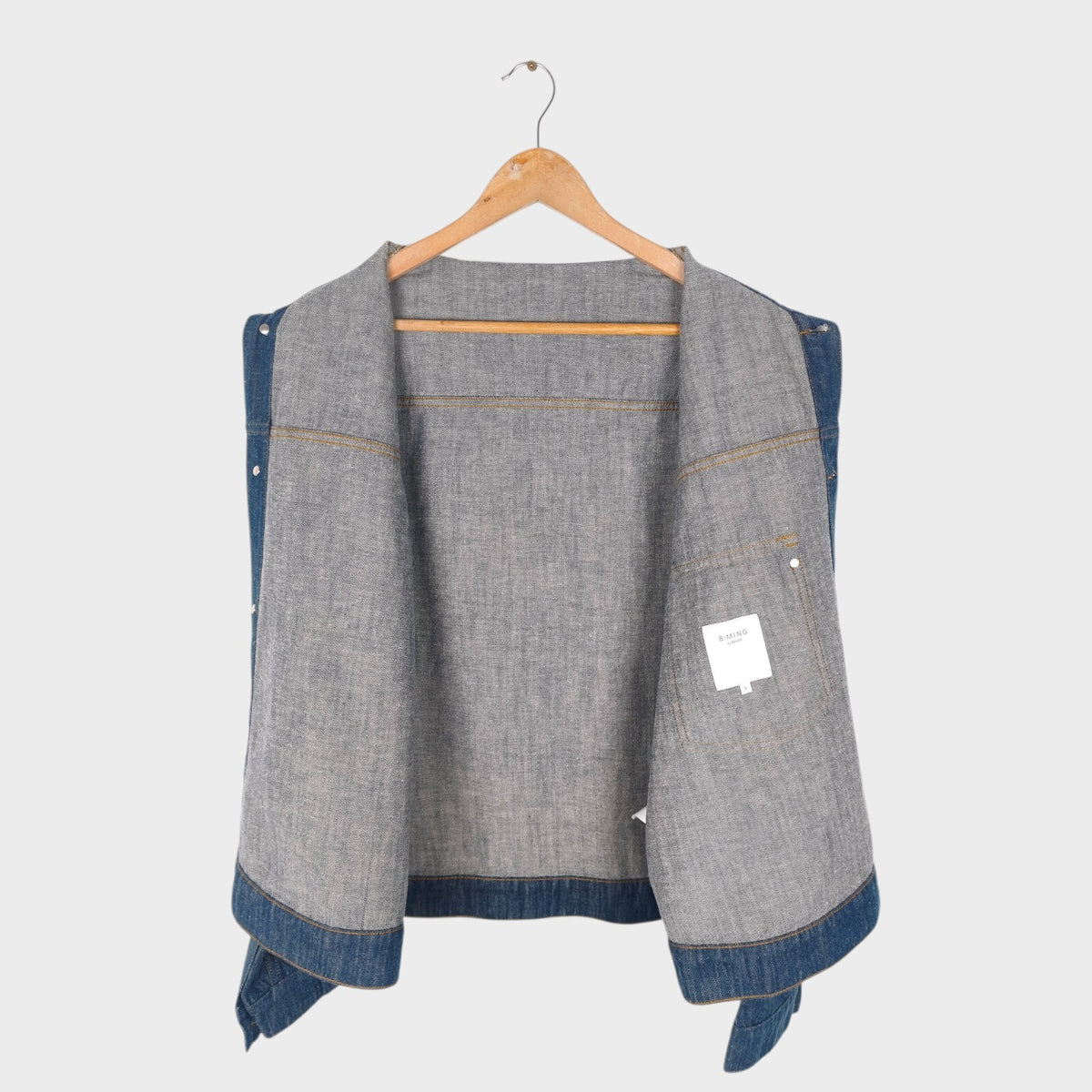 BEAMS B:MING Men's Blue Cotton/Hemp Boxy Fit Denim Trucker Jacket