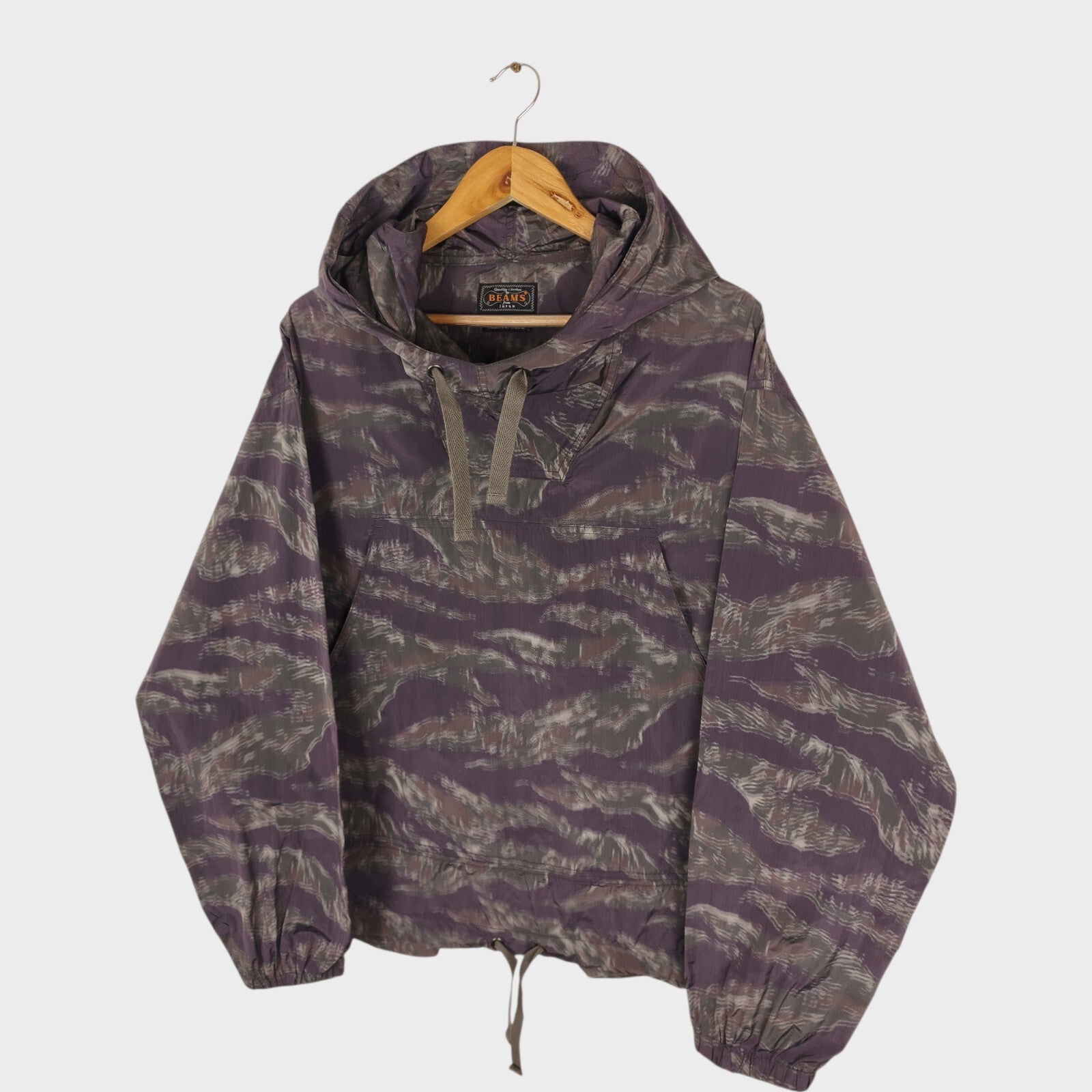 BEAMS PLUS Men's Camo Print Oversized Fit Sports Smock Anorak Parka Jacket