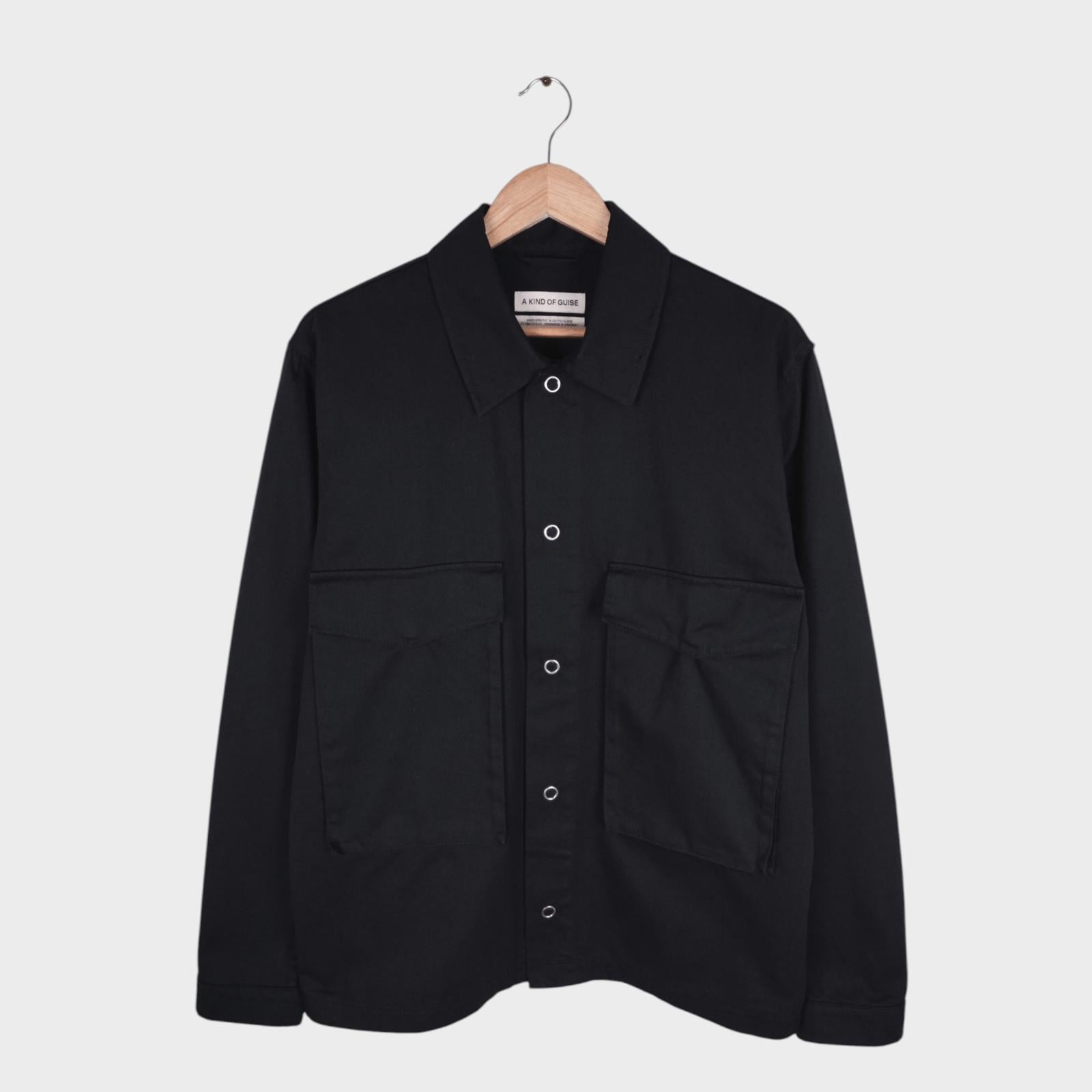 A KIND OF GUISE Men's Black Made in Germany Utility Jacket