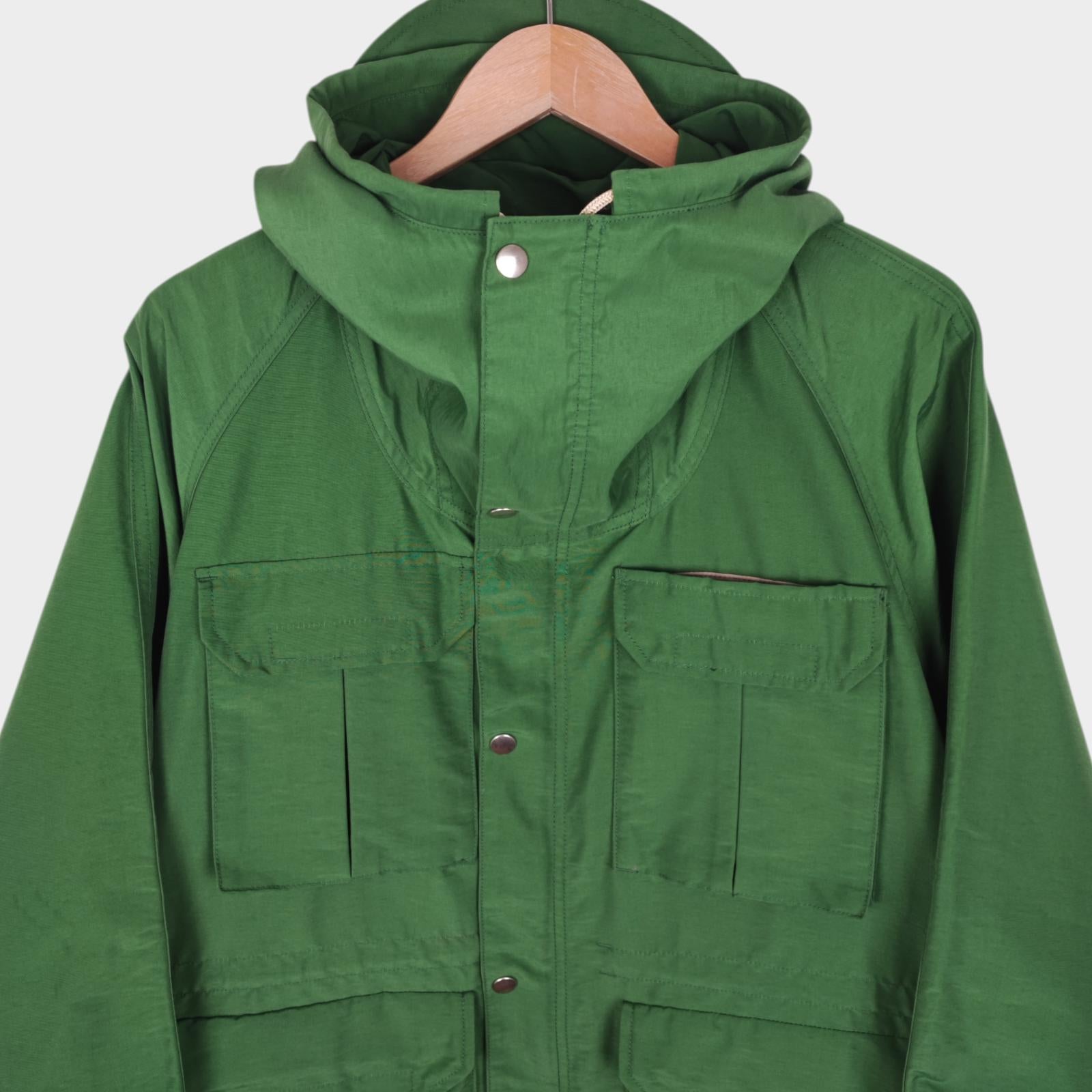 BEAMS PLUS Men's Green 60/40 Cotton Blend Hooded Mountain Parka Jacket